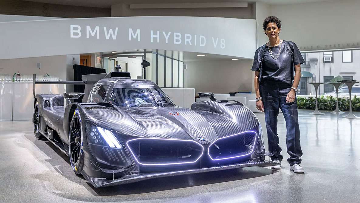 JULIE MEHRETU / BMW M HYBRID V8 / 2024 | BMW Joy Blog